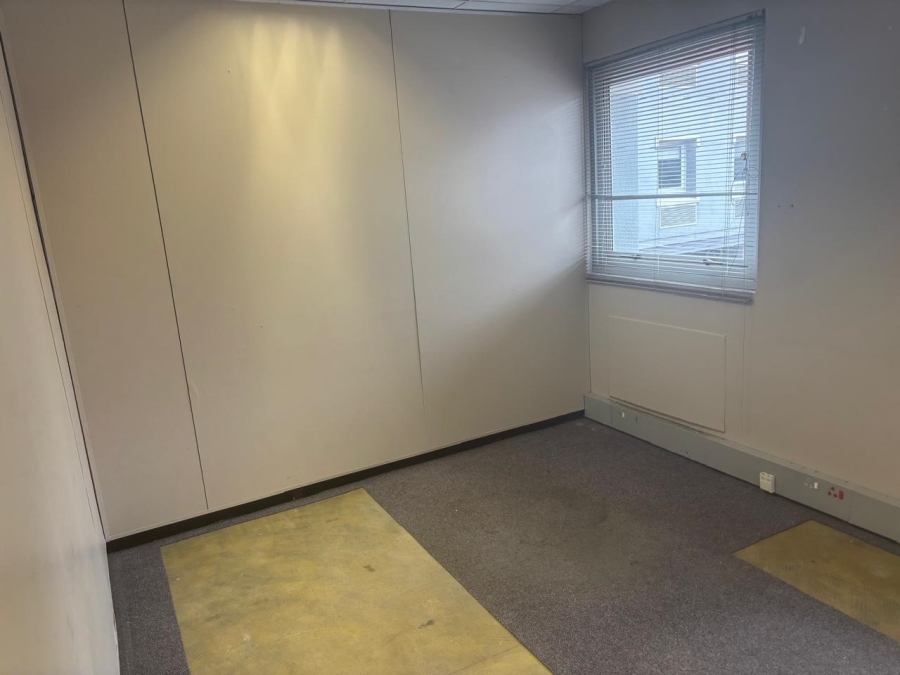 To Let Commercial Property for Rent in Rosendal Western Cape